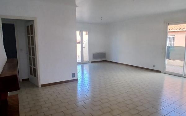 Maison à vendre    3 pièces •  Le Soler