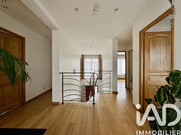 Maison à vendre 7 pièces 158 m² Vaujours