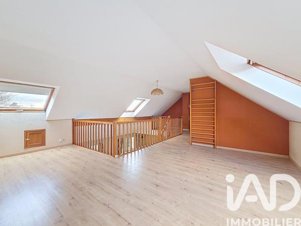 Maison à vendre 8 pièces 177 m² Saint-Pierre-du-Perray