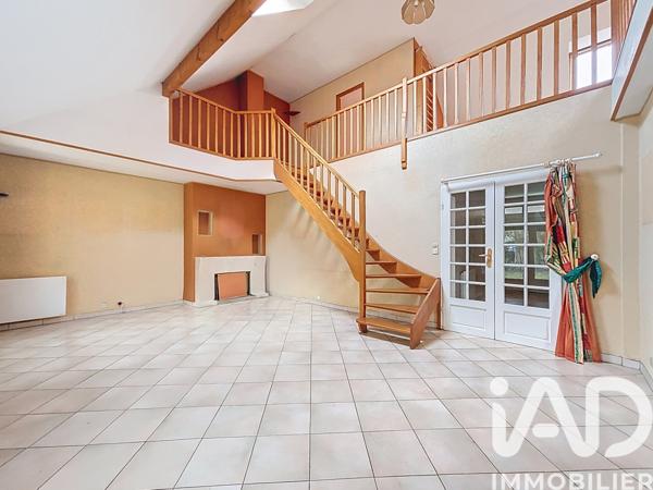 Maison à vendre 8 pièces 177 m² Saint-Pierre-du-Perray