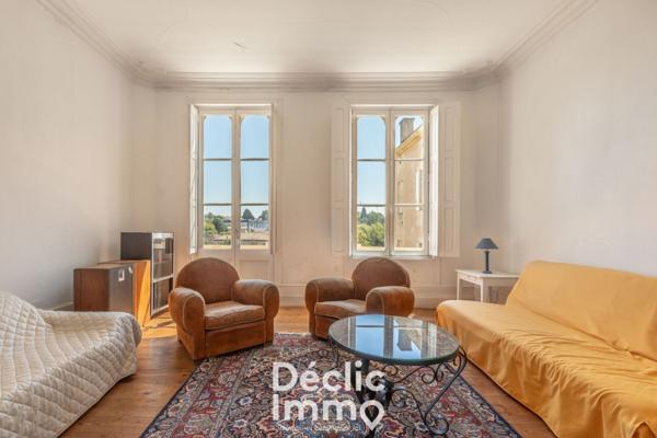 Vente maison Blaye, 484m² 9000m² 17 pièces 745 000€