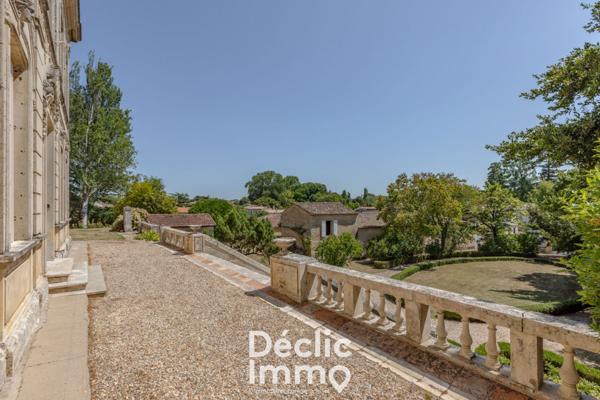 Vente maison Blaye, 484m² 9000m² 17 pièces 745 000€