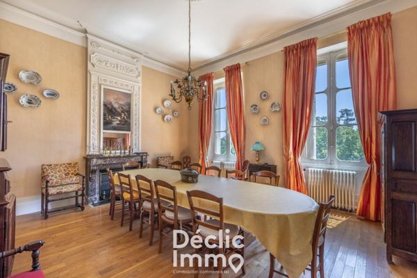 Vente maison Blaye, 484m² 9000m² 17 pièces 745 000€