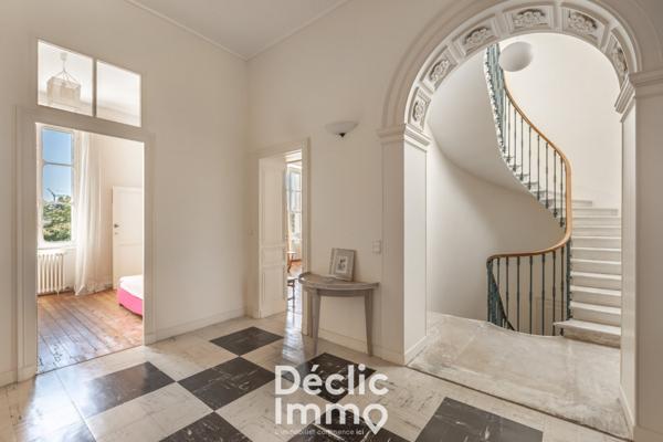 Vente maison Blaye, 484m² 9000m² 17 pièces 745 000€