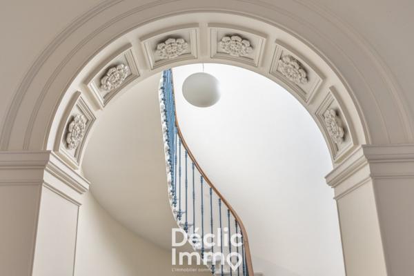 Vente maison Blaye, 484m² 9000m² 17 pièces 745 000€