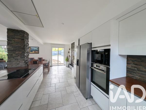 Maison à vendre 6 pièces 157 m² Cormeilles-en-Parisis