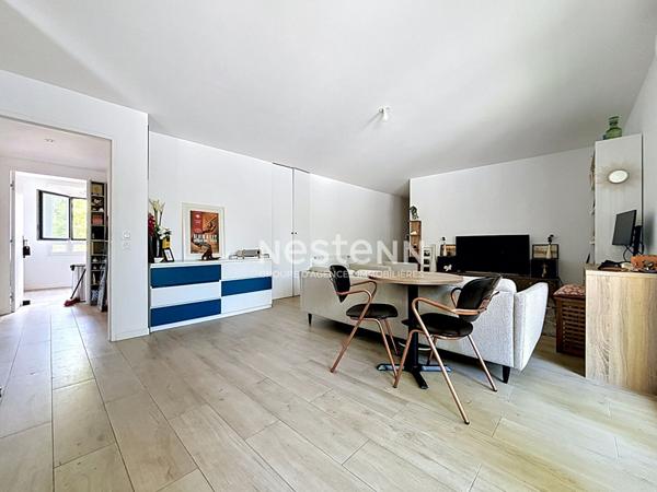 ISSY LES MOULINEAUX - Appartement 4 pièces traversant avec balcons immeuble récent de 2022