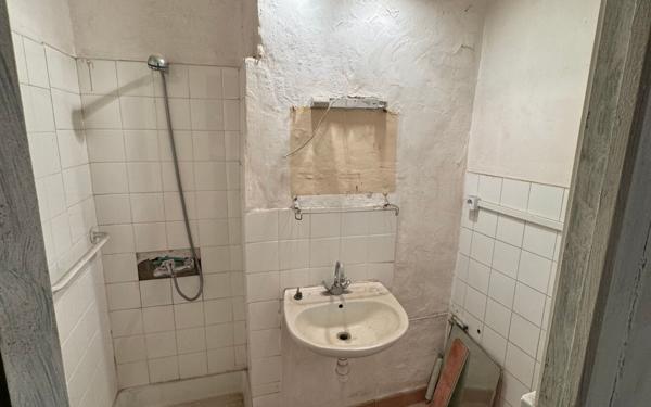 Appartement à vendre    2 pièces •  Saint-Ambroix