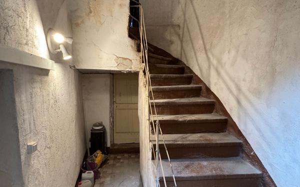 Appartement à vendre    2 pièces •  Saint-Ambroix