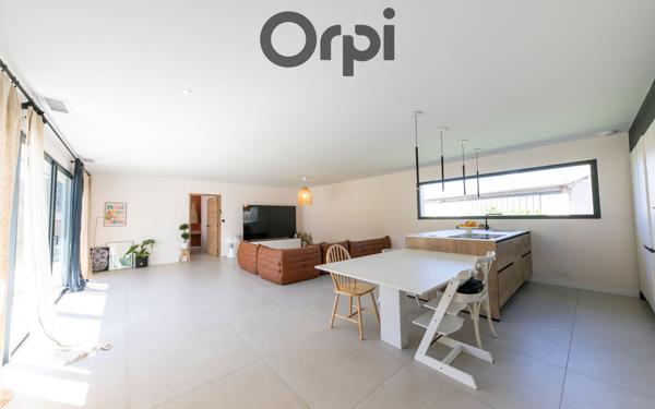 Maison à vendre    5 pièces • 147 m2 Vinça