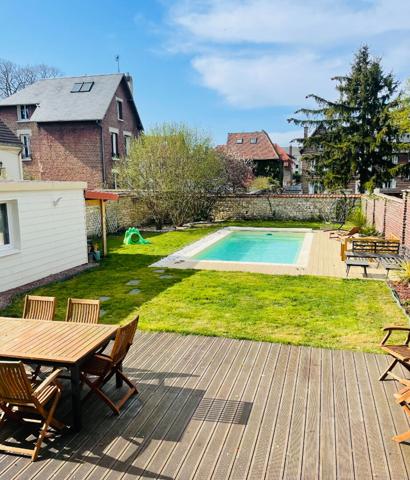 Maison bourgeoise Compiegne 8 pièce(s) 174 m2