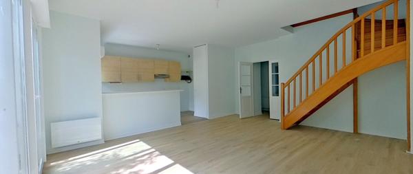 Maison/DUPLEX T6 A VENDRE BREST HAUT JAURES - 5 CHAMBRES - GARAGE