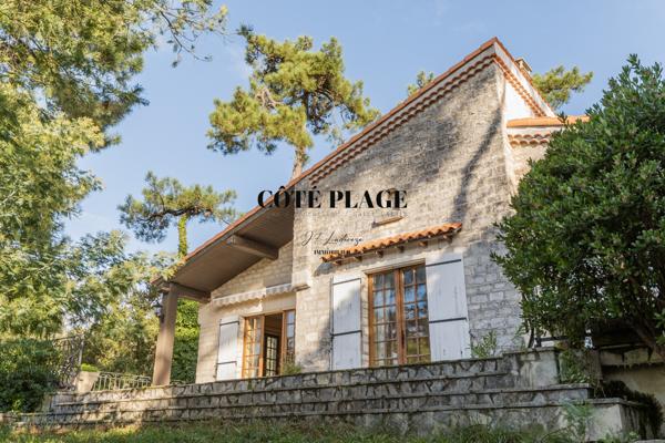 Vaux-sur-Mer (17640) Maison/villa familiale avec vue mer – charme & volumes généreux - VAUX SUR MER- AU PRIX DE 1.300.000€ HAI