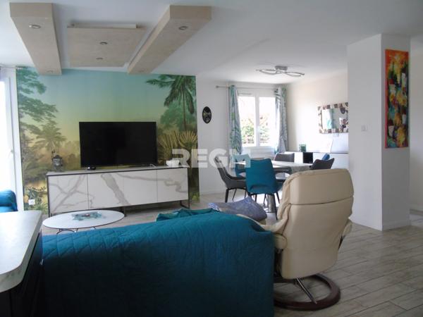 Saint-Étienne (42100) Grand appartement avec trois chambre et deux balcons à acheter.