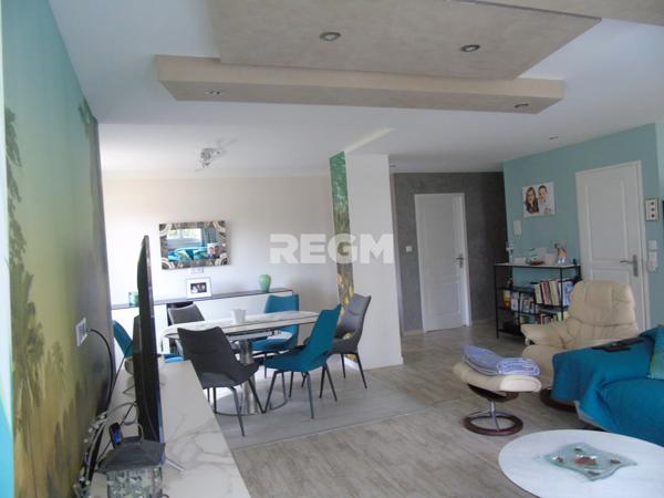 Saint-Étienne (42100) Grand appartement avec trois chambre et deux balcons à acheter.