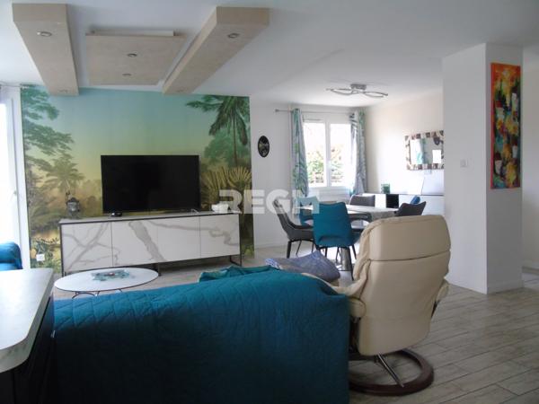 Saint-Étienne (42100) Grand appartement avec trois chambre et deux balcons à acheter.