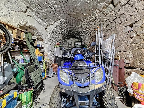 Compeyre (12520) Compeyre - Maison et ses deux appartements