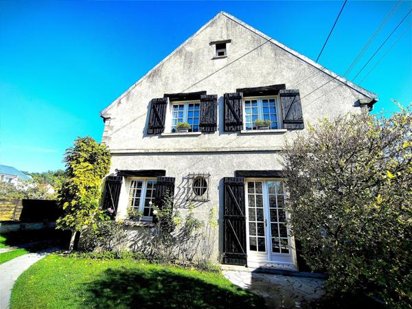 Maison de 196m2 + dépendance de 28m2 habitable