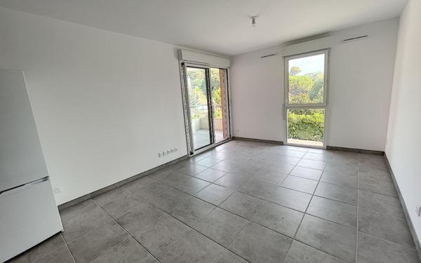 Appartement à vendre    2 pièces • 42,20 m2 Villeneuve-Loubet
