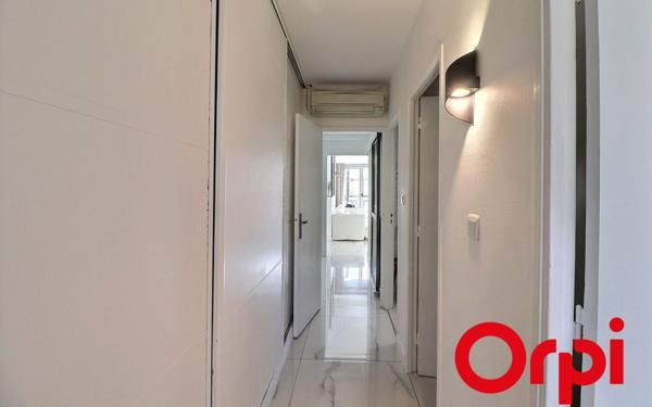 Appartement à vendre    3 pièces • 69 m2 Marseille 2