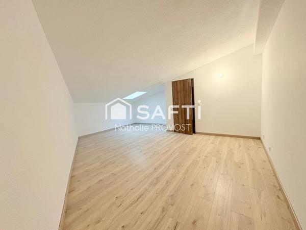 Commerces à pied, rénovation récente