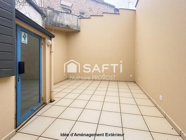 Commerces à pied, rénovation récente