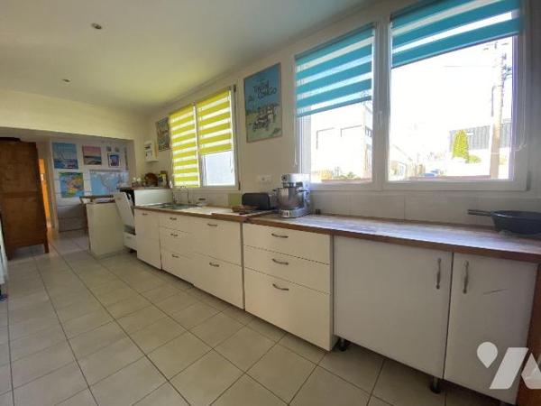 Secteur Saint-Marc - Dans l'un des secteurs les plus recherchés de Brest, venez découvrir cette...