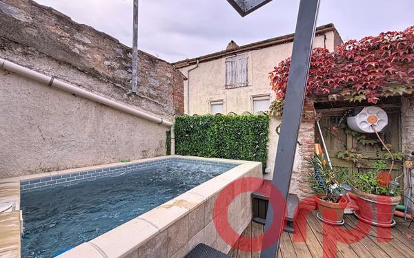 Maison à vendre    5 pièces •  Salses-le-Château