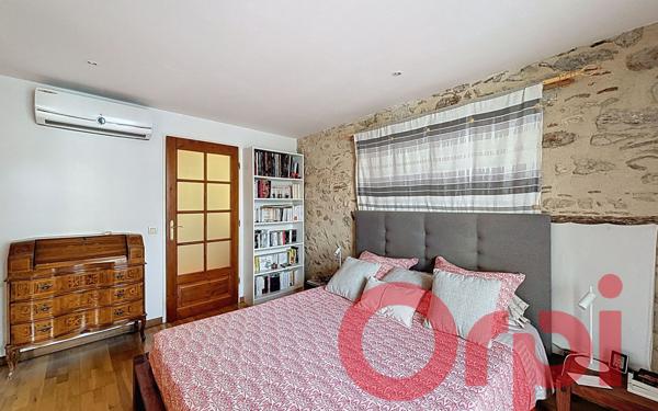 Maison à vendre    5 pièces •  Salses-le-Château