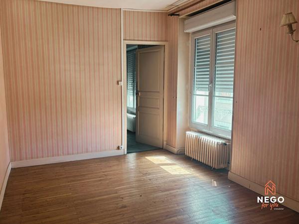 Maison Chateauneuf Sur Sarthe 9 pièce(s) 170 m2 Chateauneuf sur sarthe