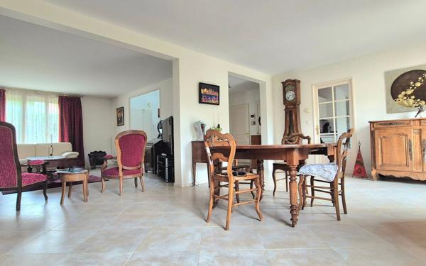 Maison à vendre    6 pièces • 163,25 m2 Yerres