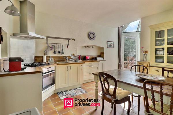 UZES, 7km, Maison de village restaurée