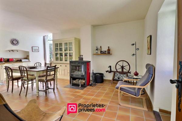 UZES, 7km, Maison de village restaurée