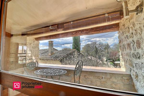 UZES, 7km, Maison de village restaurée