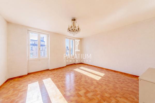 Appartement T2 – 47,45 m² – Dernier étage – Hyper centre Manosque – Fort potentiel