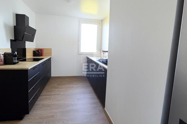 Bel appartement T4 rénové avec vue exceptionnelle sur l'étang
