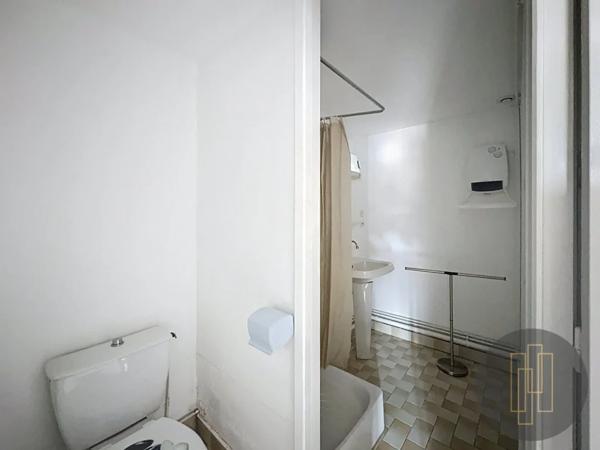 STUDIO A VENDRE - TARARE 29 m 2 | 59 500 €