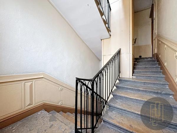 STUDIO A VENDRE - TARARE 29 m 2 | 59 500 €