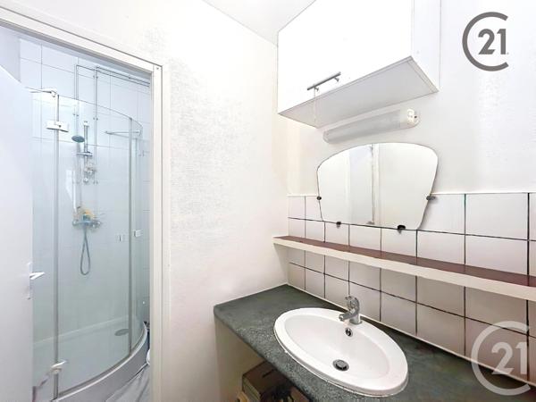 Appartement F1 à vendre  1 pièce - 25,39 m2 REIMS - 51