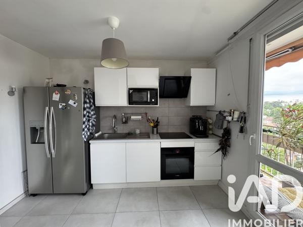 Appartement à vendre 4 pièces 73 m² Oullins-Pierre-Bénite