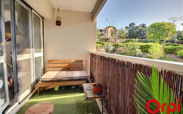 Appartement à vendre    3 pièces • 74,67 m2 Marseille 11