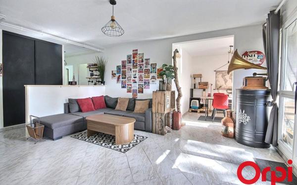 Appartement à vendre    3 pièces • 74,67 m2 Marseille 11