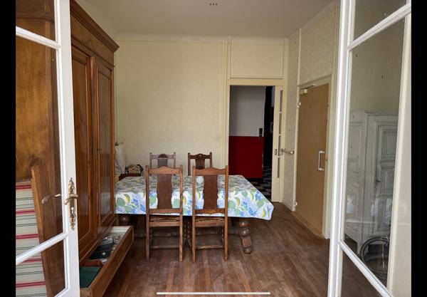 NIORT centre maison 6 pièces 124 m2, Niort 79000