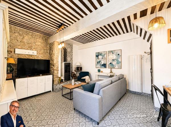 LEUCATE VILLAGE  - Maison de caractère avec terrasse suspendue
