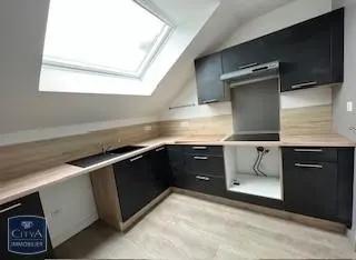 Appartement à louer 3 pièces 63.6m² Beauvais (60000)
