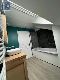 Appartement à louer 3 pièces 63.6m² Beauvais (60000)