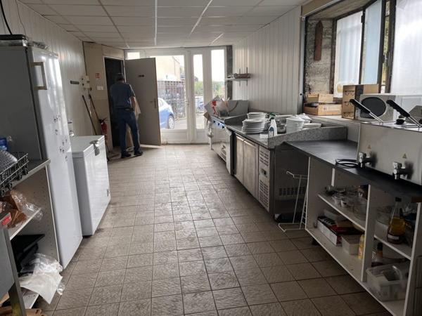 Immeuble à vendre |  Coussac-Bonneval |  637 m²