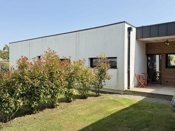 Maison plain-pied Cozes 200 m²