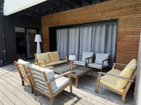 Maison plain-pied Cozes 200 m²