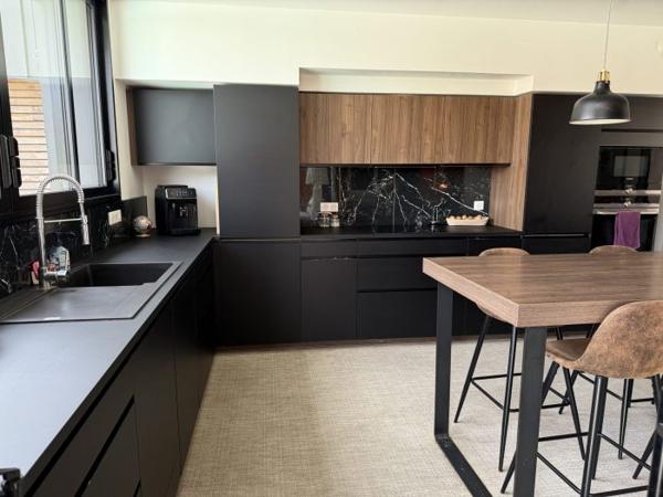 Maison plain-pied Cozes 200 m²